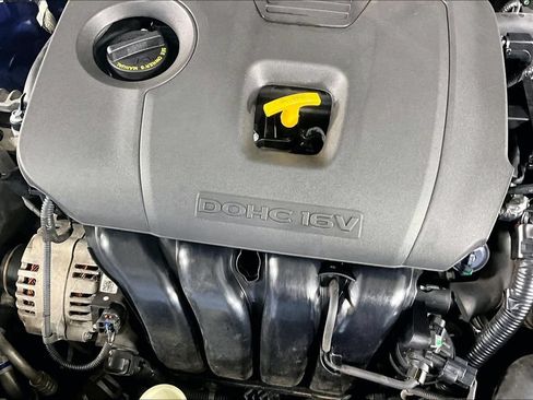 Used 2021 Kia Forte GT-Line FWD image 31