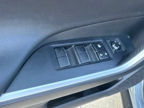 Used 2020 Toyota RAV4 XSE AWD/4WD image 11
