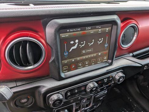 Used 2020 Jeep Gladiator Rubicon AWD/4WD image 11