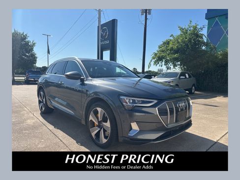 Used 2019 Audi e-tron Prestige w/ Prestige Package AWD/4WD image 1