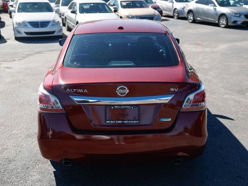 Used 2014 Nissan Altima 2.5 SV image 9
