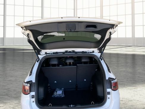 New 2026 Jeep Compass Latitude AWD/4WD image 11