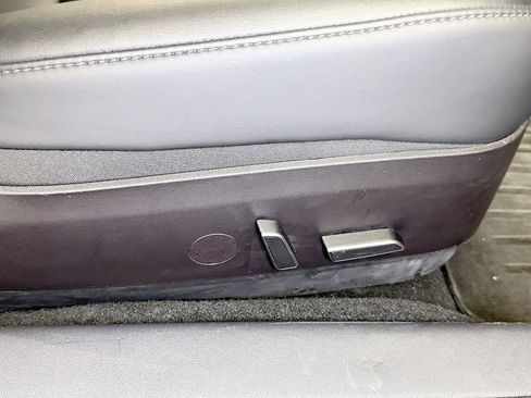 Used 2022 Tesla Model 3 Performance image 40