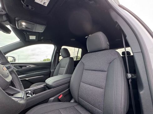 New 2026 Chevrolet Traverse LT w/ Driver Confidence Package image 13