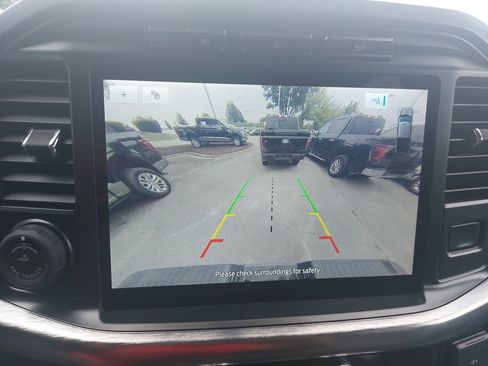 Used 2022 Ford F150 Lariat w/ Trailer Tow Package AWD/4WD image 25