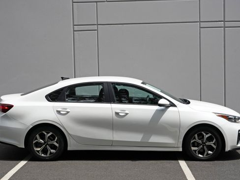 Used 2021 Kia Forte LXS FWD image 44