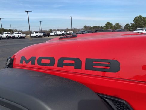 New 2026 Jeep Wrangler Unlimited Rubicon 392 image 44