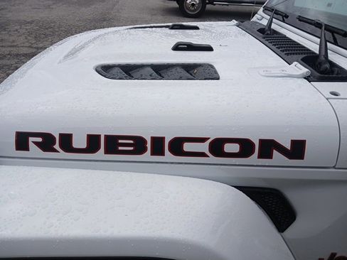 Used 2023 Jeep Wrangler Unlimited Rubicon w/ Steel Bumper Group image 11