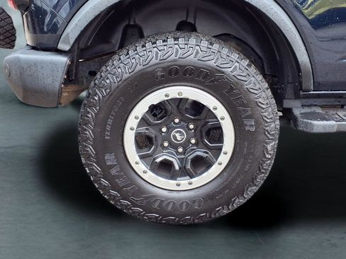 Used 2021 Ford Bronco Big Bend w/ Sasquatch Package image 12