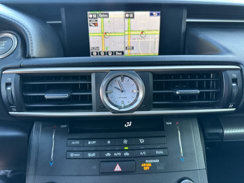 Used 2017 Lexus RC 350 image 41