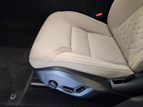 New 2026 Volvo XC60 B5 Plus w/ Protection Package Premier image 25