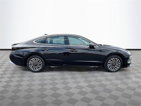 New 2025 Hyundai Sonata SEL image 8