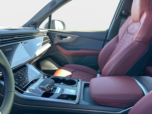 New 2026 Audi SQ7 Prestige image 21