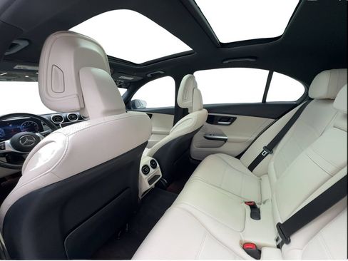Used 2022 Mercedes-Benz C 300 Sedan image 23