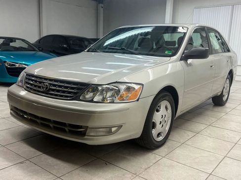 Used 2004 Toyota Avalon XLS image 3