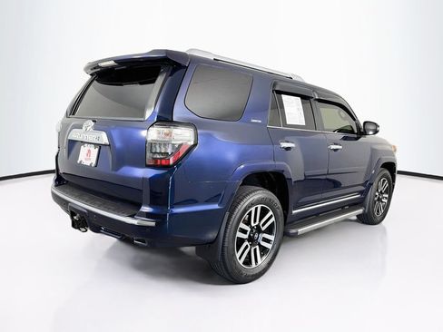 Used 2017 Toyota 4Runner Limited AWD/4WD image 10
