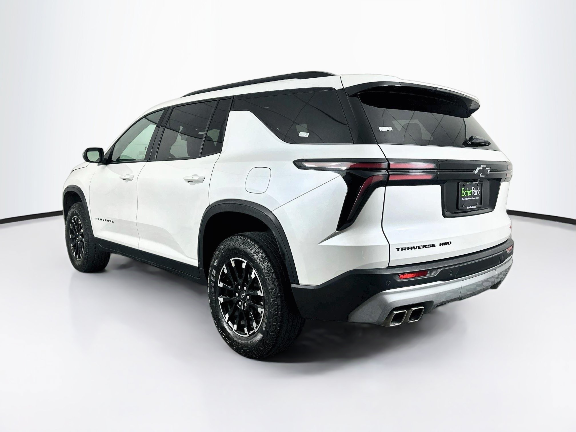 Used 2025 Chevrolet Traverse Z71 AWD/4WD image 5