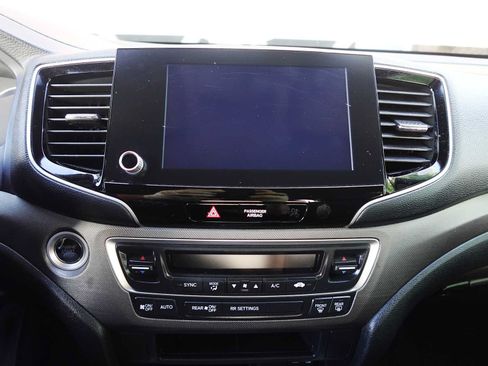 Used 2023 Honda Ridgeline Sport image 21