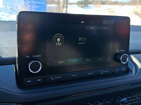 Used 2025 Honda Accord LX image 17