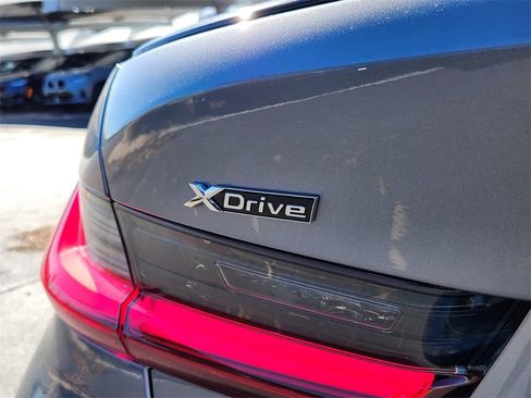 New 2026 BMW 330i xDrive Sedan w/ M Sport Package image 21