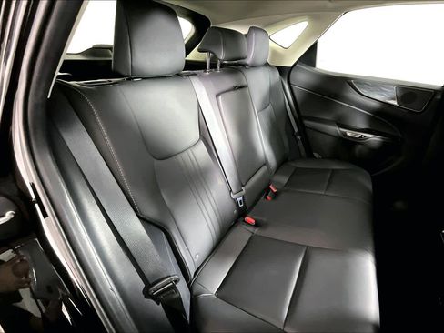 Used 2023 Lexus NX 350 Premium image 19