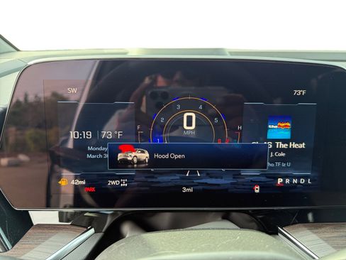 New 2026 Chevrolet Suburban LT image 10