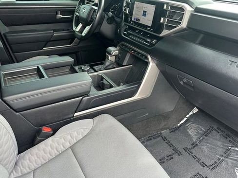 Used 2024 Toyota Tundra SR5 AWD/4WD image 17