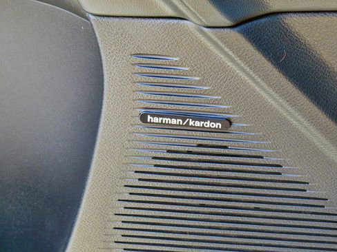 Used 2021 Dodge Challenger R/T Scat Pack image 22