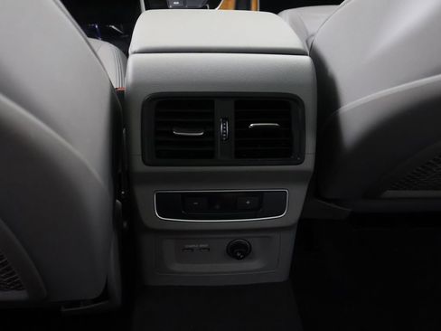 Used 2023 Audi Q5 2.0T Premium w/ Convenience Package AWD/4WD image 57