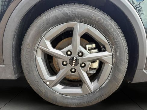Used 2025 Kia K4 FWD image 7