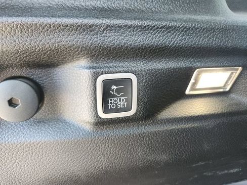 Used 2021 Jeep Grand Cherokee L Limited RWD image 25