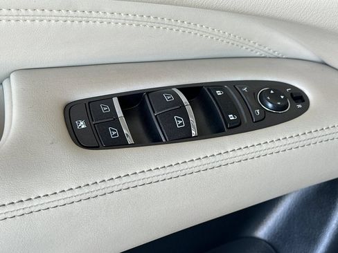Used 2019 INFINITI QX60 Luxe w/ Essential Package AWD/4WD image 12