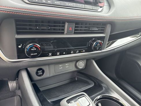 New 2026 Nissan Rogue SV AWD/4WD image 22