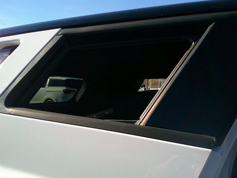 Used 2023 Fisker Ocean One image 26