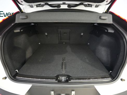 Used 2023 Volvo C40 P8 Recharge Plus AWD/4WD image 8