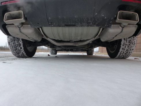 Used 2023 Chevrolet Traverse Premier image 8