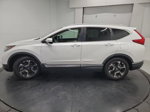 Used 2019 Honda CR-V Touring image 4