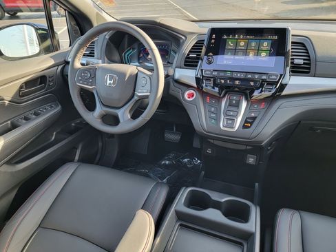 Used 2023 Honda Odyssey Sport image 16