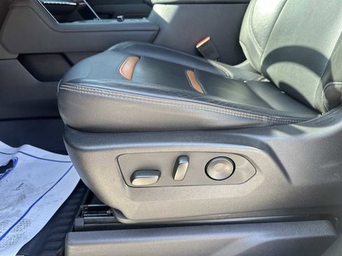 Used 2024 GMC Sierra 2500 AT4 w/ AT4 Premium Plus Package image 24