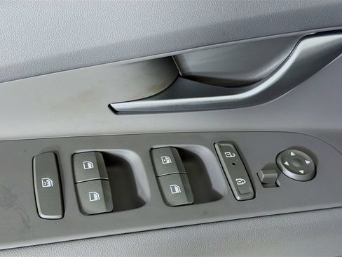 Used 2025 Hyundai Elantra Sport FWD image 20