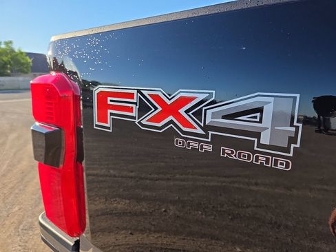 New 2026 Ford F250 King Ranch w/ FX4 Off-Road Package AWD/4WD image 9