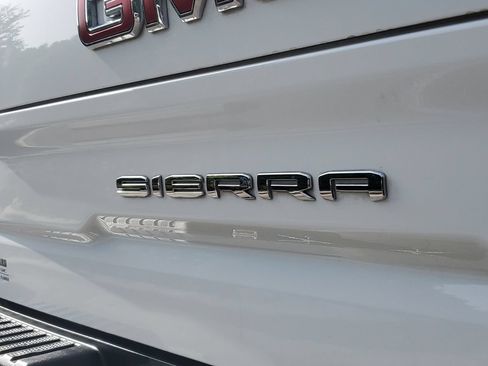 Used 2020 GMC Sierra 1500 AT4 w/ AT4 Premium Package AWD/4WD image 7