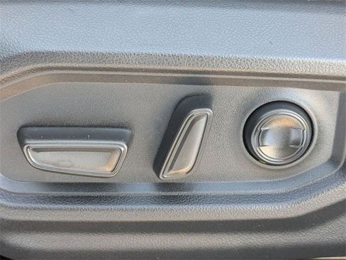 Used 2022 Toyota Tundra Limited image 18