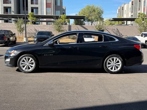 Used 2024 Chevrolet Malibu LT image 2