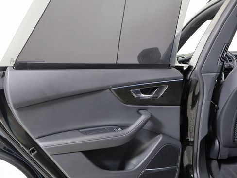 Used 2023 Audi Q8 Premium Plus w/ Premium Plus Package image 22