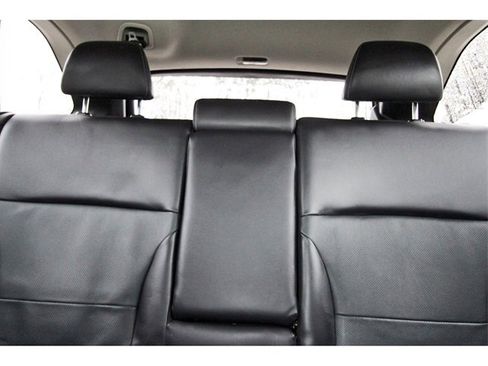 Used 2018 Subaru Outback 2.5i Limited image 13