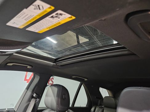 Used 2025 Mercedes-Benz GLE 450 4MATIC image 25