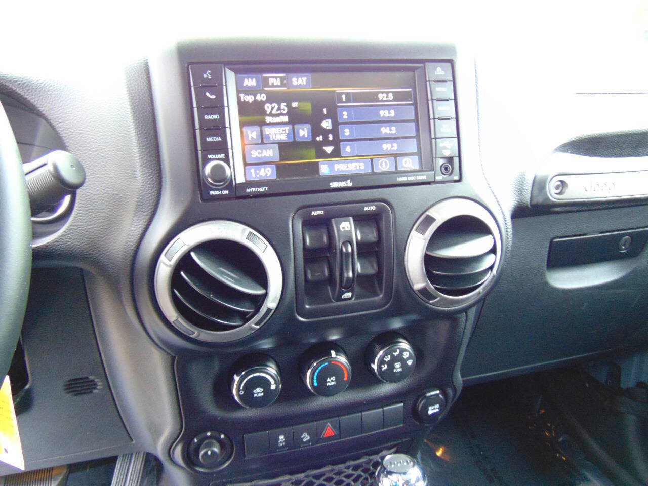 Used 2015 Jeep Wrangler Unlimited Sport w/ Quick Order Package 24S AWD/4WD image 22