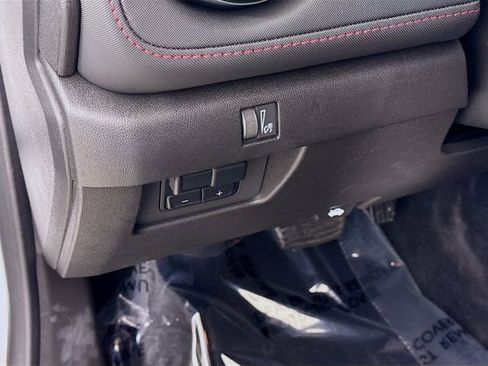 New 2025 Chevrolet Colorado Z71 w/ Z71 Convenience Package 2 image 12