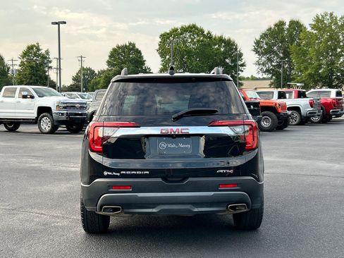 Used 2022 GMC Acadia AT4 w/ Technology Package AWD/4WD image 4